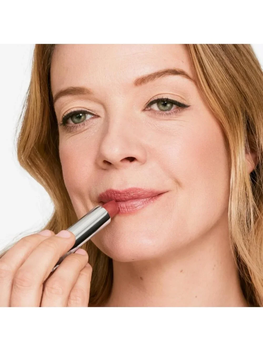 Moisturizing Long Lasting Lipstick | Hydrating Lip Colour | 17 Vibrant Shades